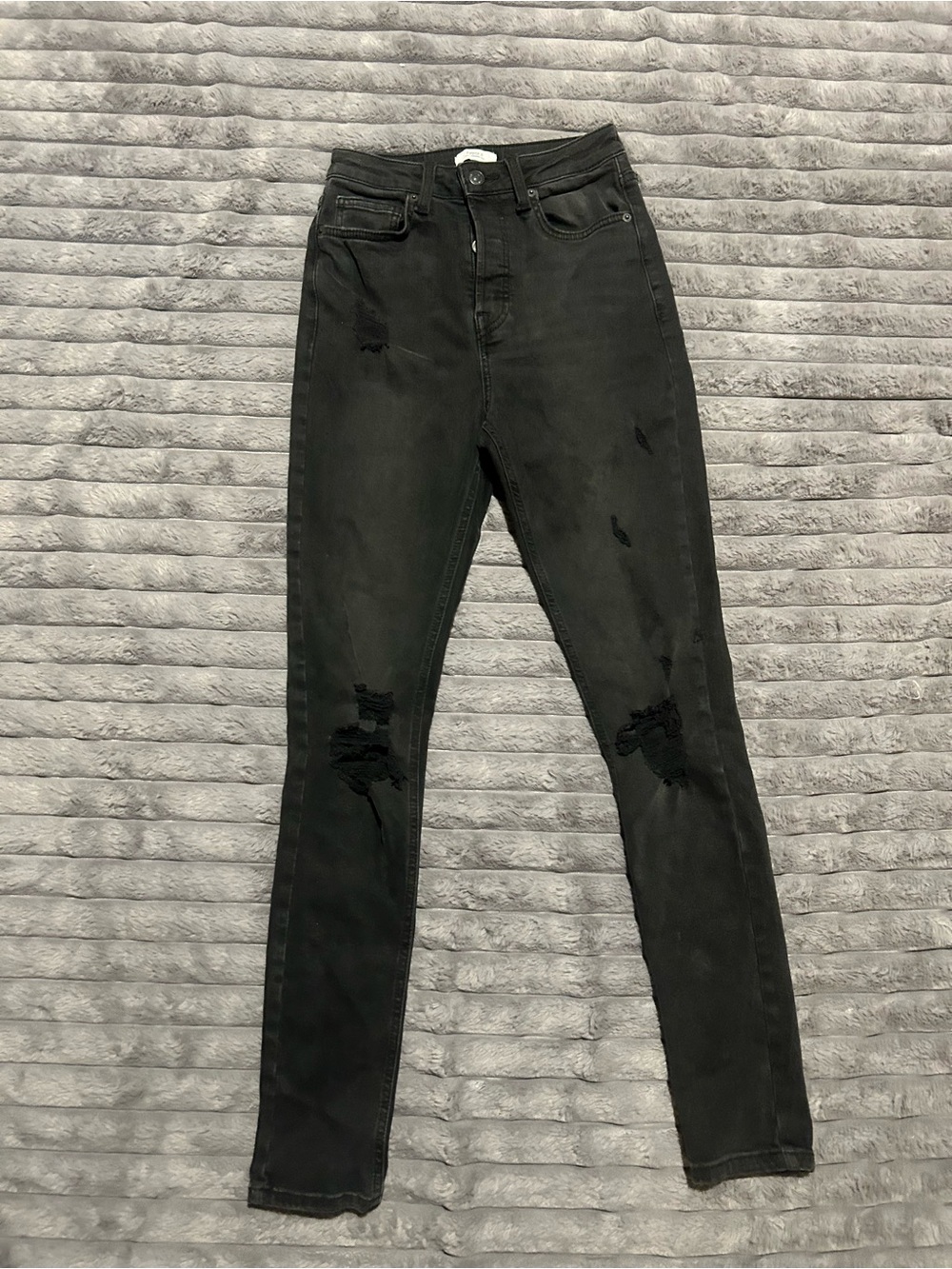Forever 21 Premium black high-waisted distressed skinny denim jeans